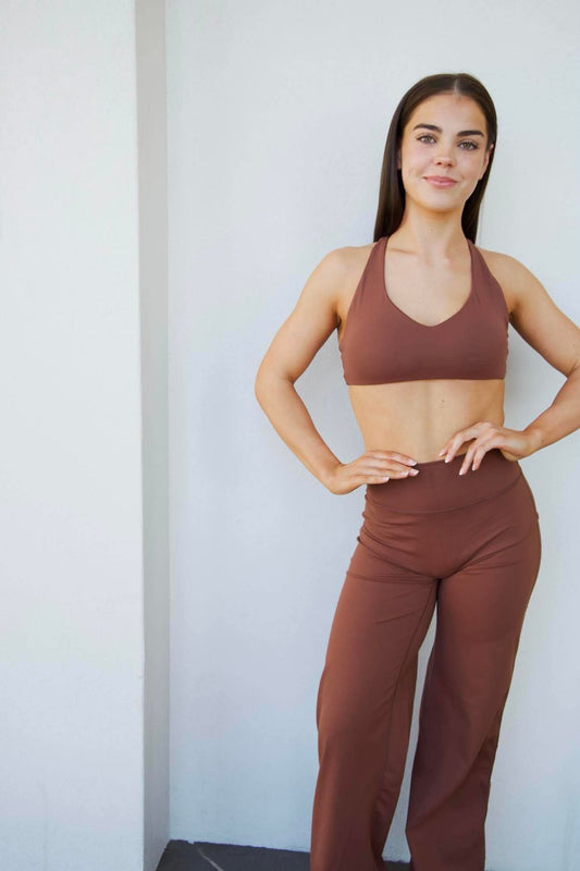 Essential Wide Leg Pant
